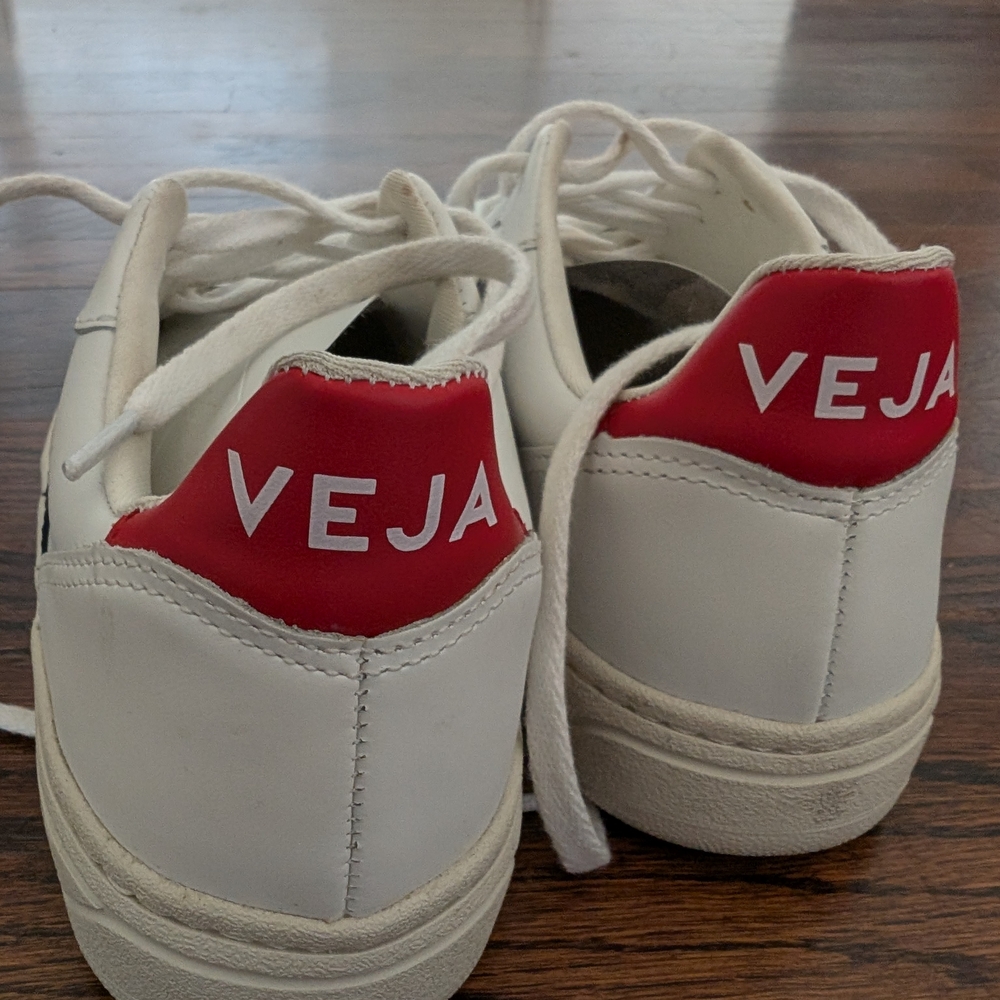 Veja V-10, white leather, size eur 37 US 6